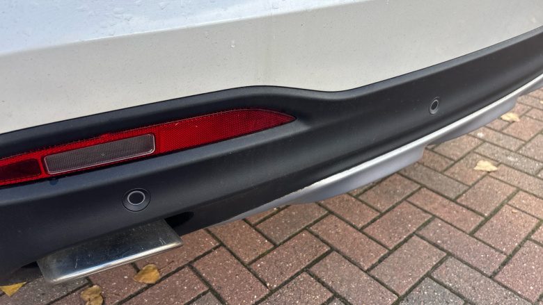 MG Hs 1.5 T-GDI Exclusive 5dr Petrol Hatchback